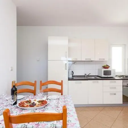 Mladenka- Two Bedroom With Balcony And Sea View Orebić