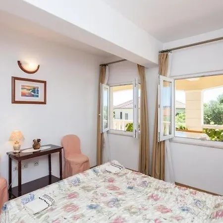 Mladenka- Two Bedroom With Balcony And Sea View * Orebić
